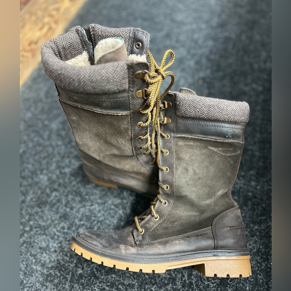womans size 9 Kamik 3M insulated waterproof boots